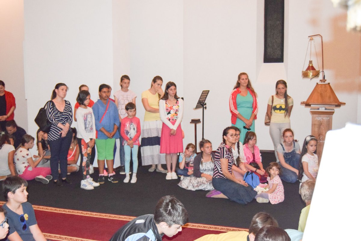 Excursie în cadrul programului „Tineri pelerini în Banatul de Munte” 56067