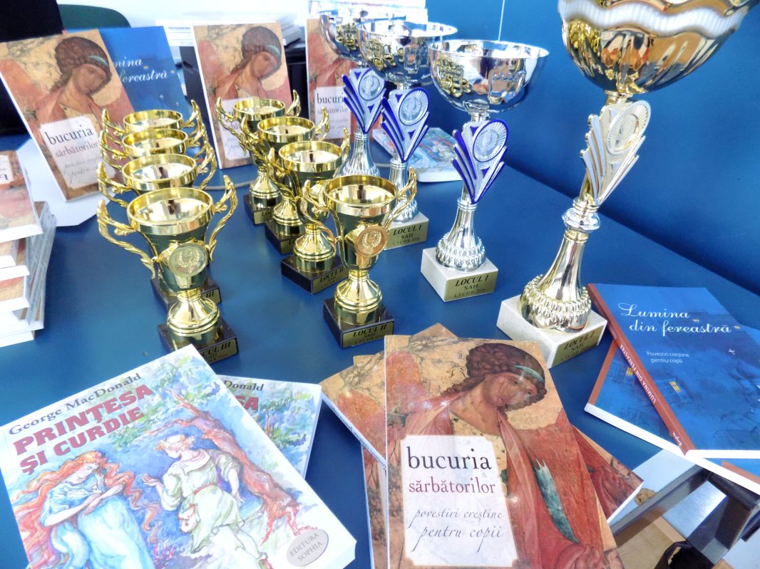 Ediția a II-a a concursului „Cupa de Șah - LTCOR” 56008