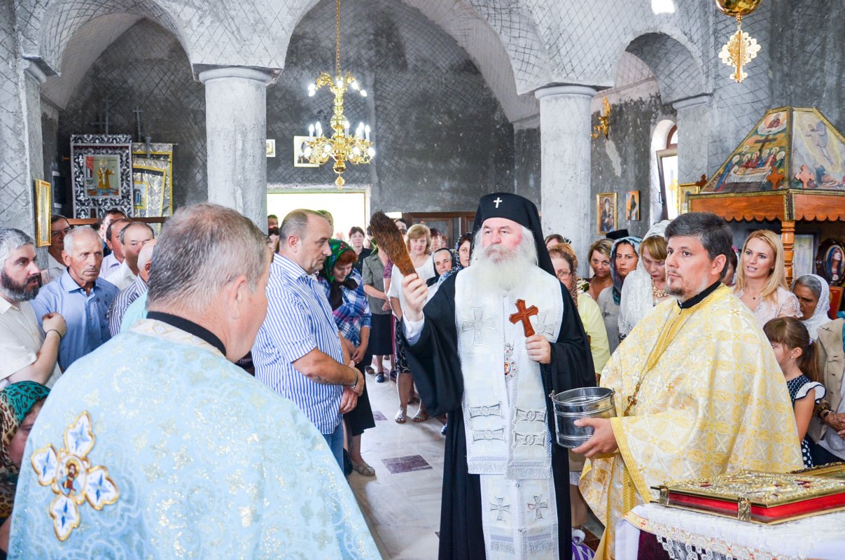 Slujirile ierarhilor bănățeni 56005