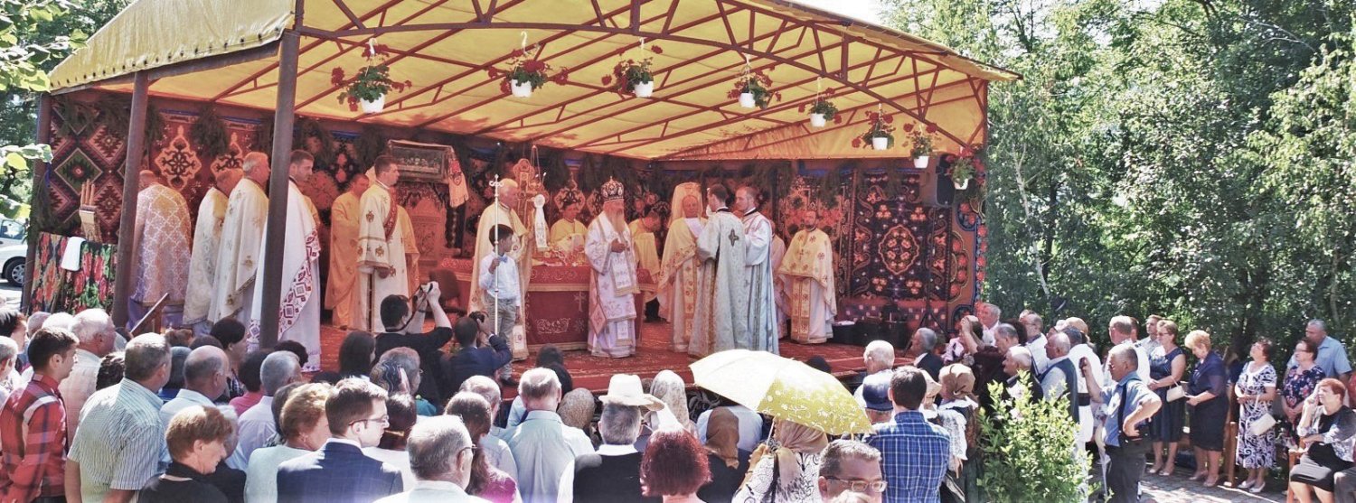 Târnosiri și slujiri arhierești, în Duminica a V-a după Rusalii 55989