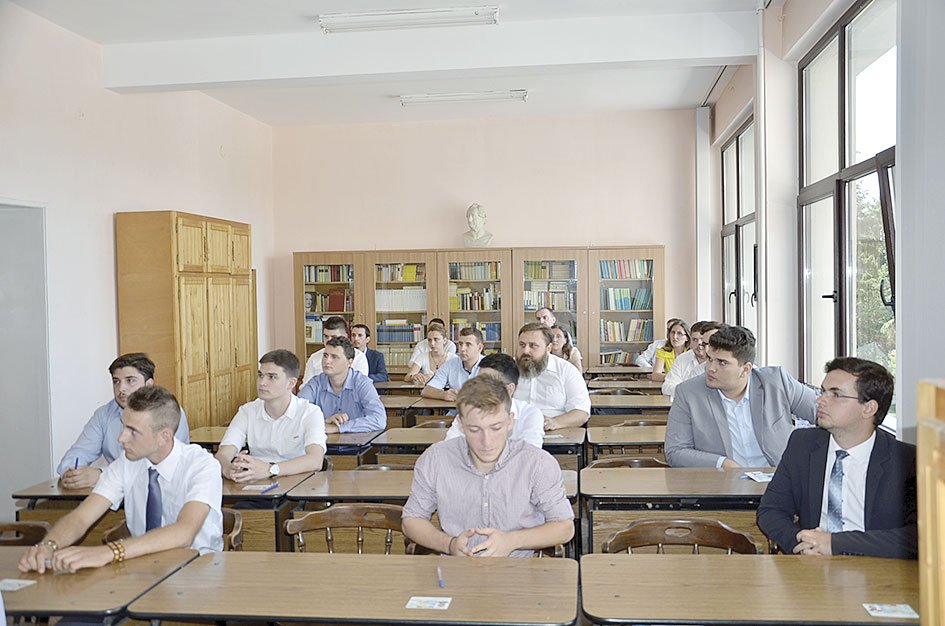 Sesiune de admitere la Facultatea de Litere, Istorie și Teologie din Timișoara 55886