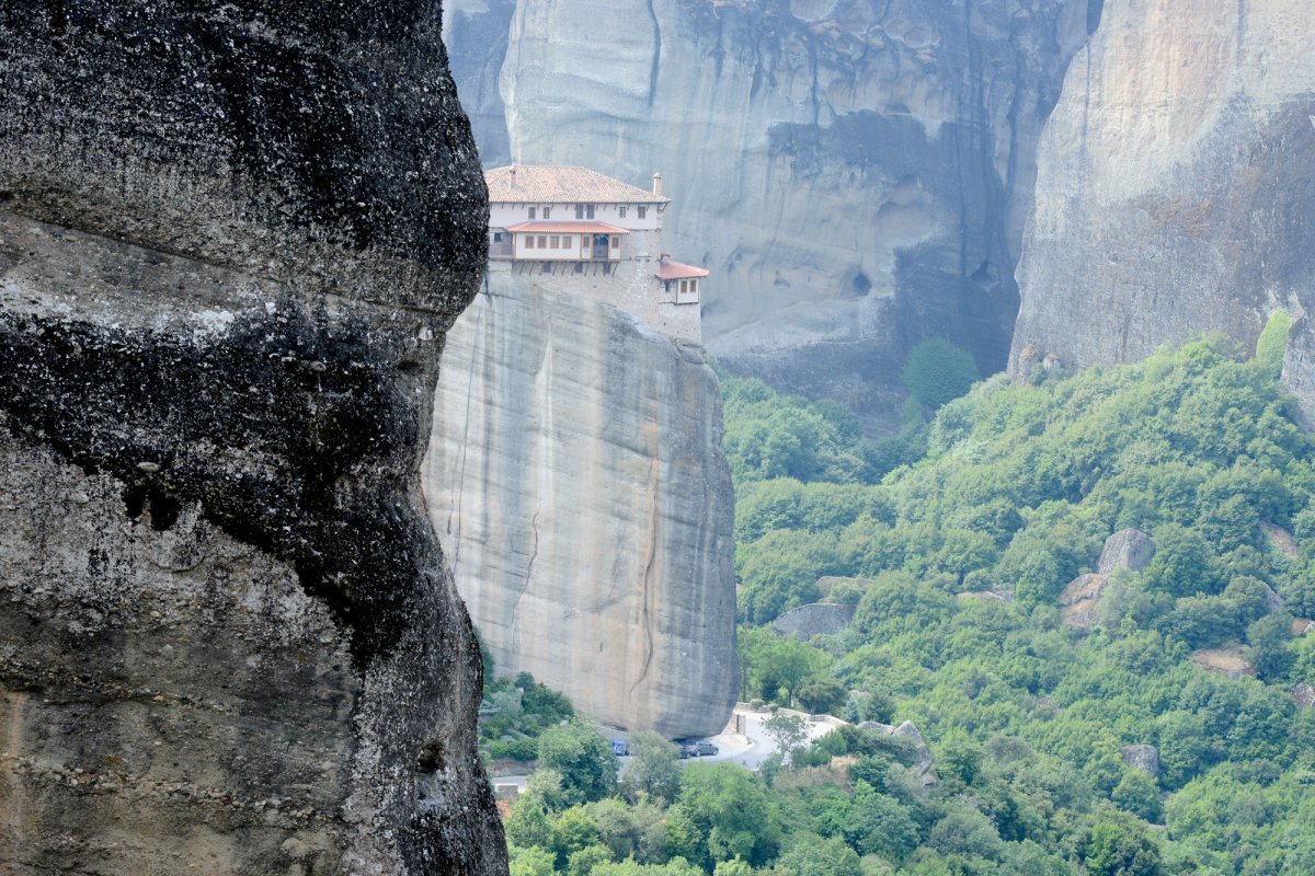 Mănăstirile de la porțile cerului 55802