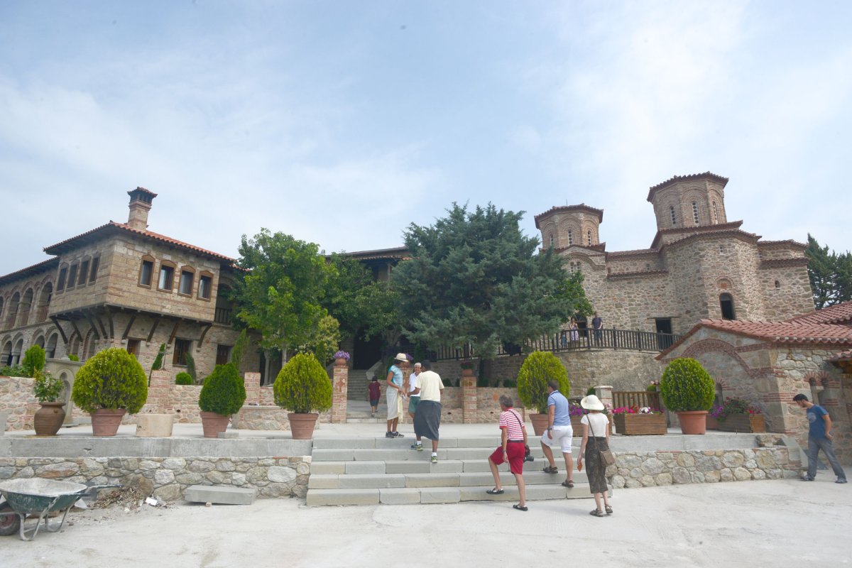 Mănăstirile de la porțile cerului 55806