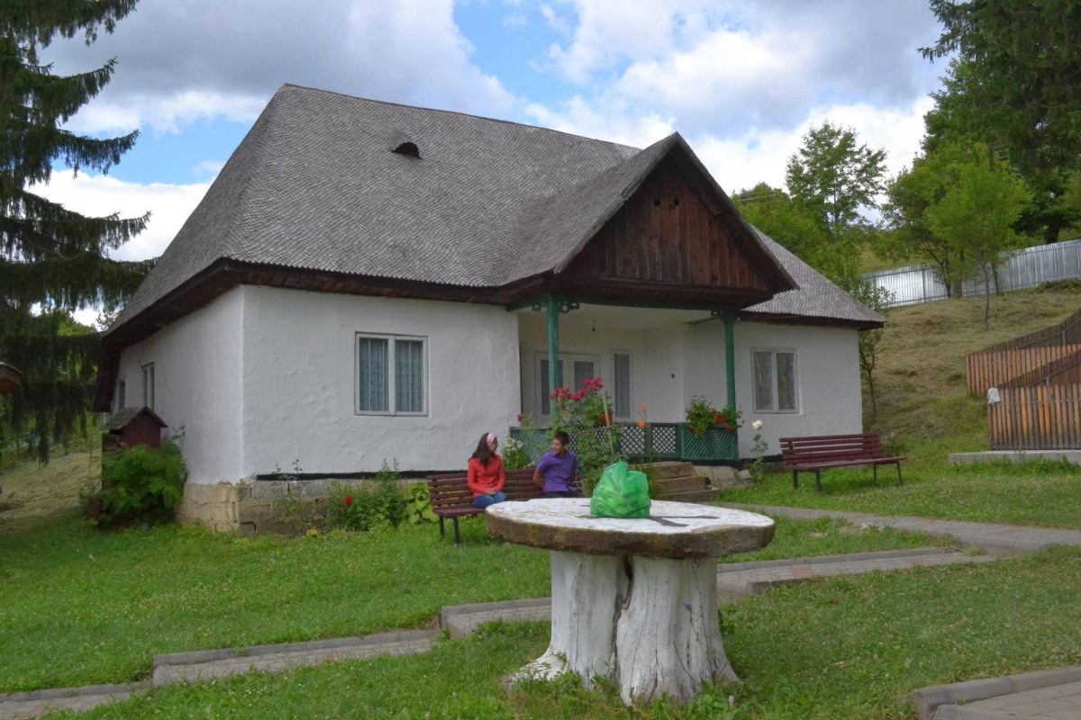 Valea Neagră, patria isihasmului vrâncean 55840