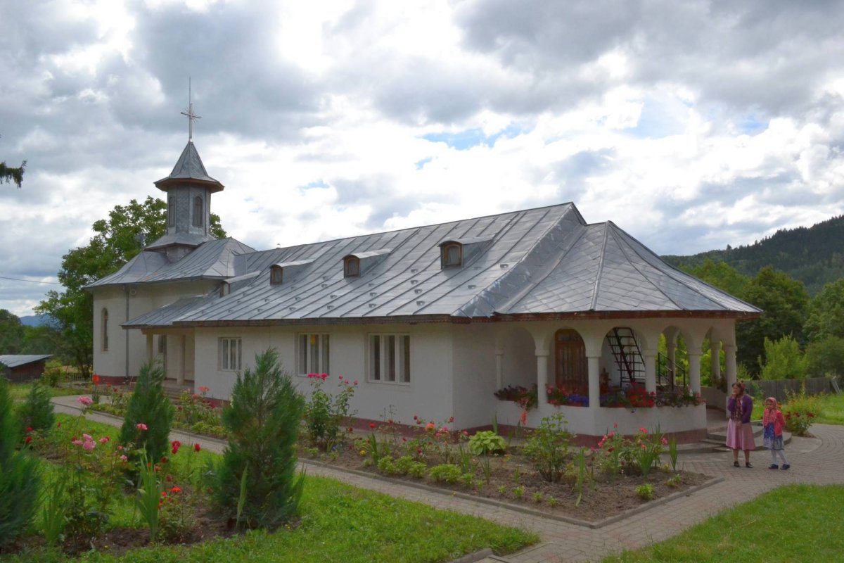 Valea Neagră, patria isihasmului vrâncean 55843