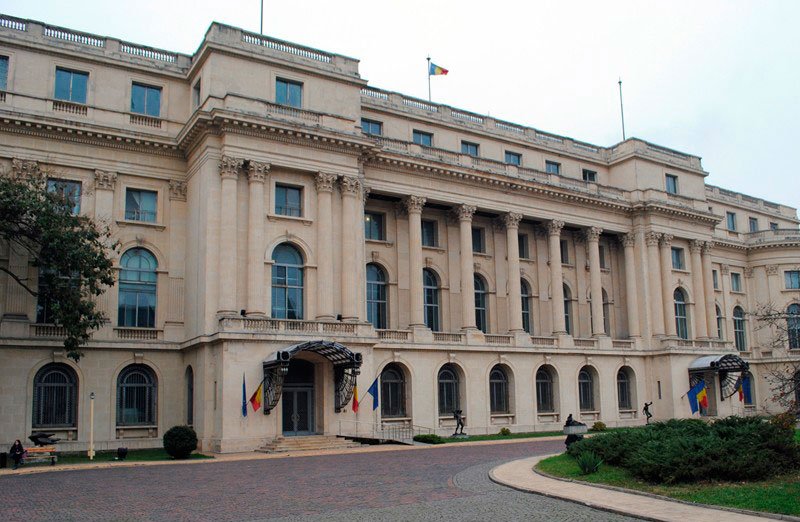 Expoziţii deschise în Bucureşti pe timpul verii 55639