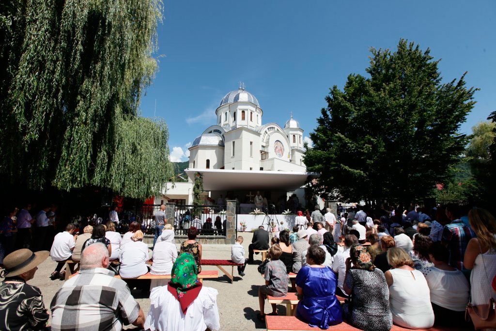 Slujiri arhierești în Duminica a 6-a după Rusalii 55600