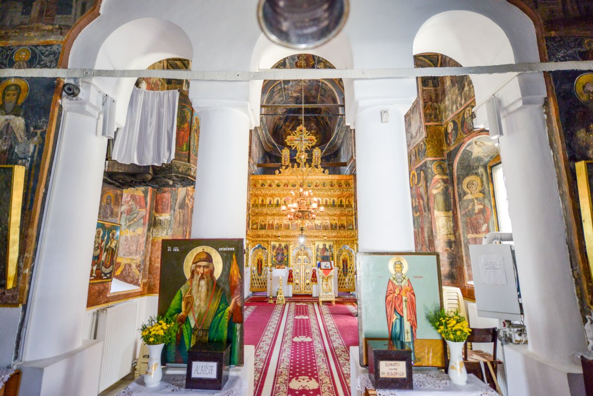 Lucrări de consolidare la Biserica cu Sfinți din Capitală 55512