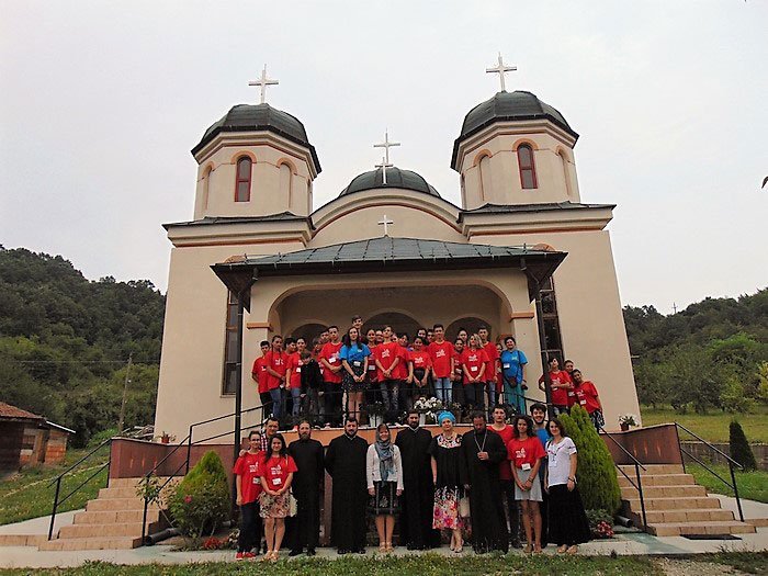 Tineri din Covasna și Harghita în tabără la Coronini – Caransebeș 55492