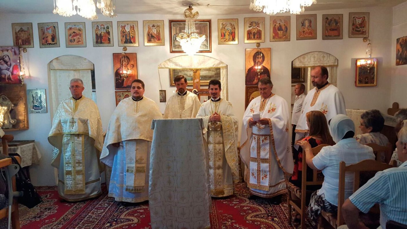 Noi preoți parohi în Episcopia Caransebeșului 55445