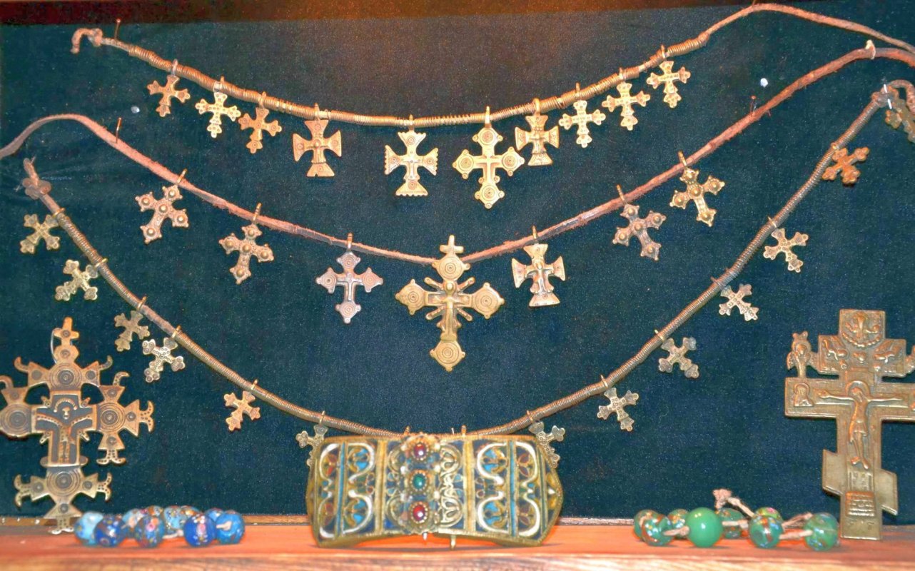 Istoria cioplită în lemn a Câmpulungului 55353