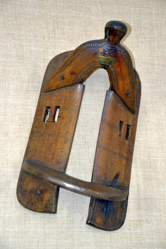 Istoria cioplită în lemn a Câmpulungului 55357