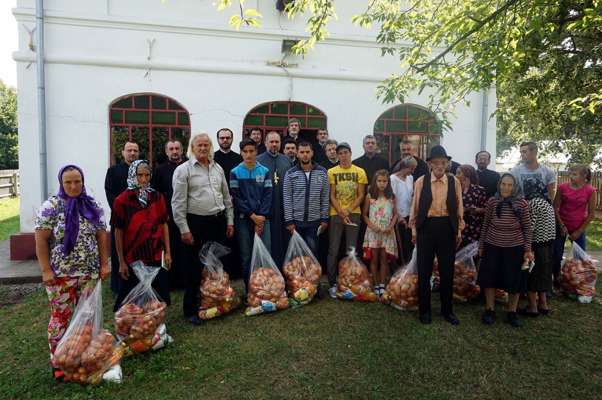 Ajutor pentru cei aflați în lipsuri 55190