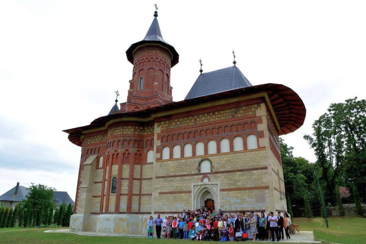 Emoţie şi bucurie la Botoşani şi Negreşti 55140