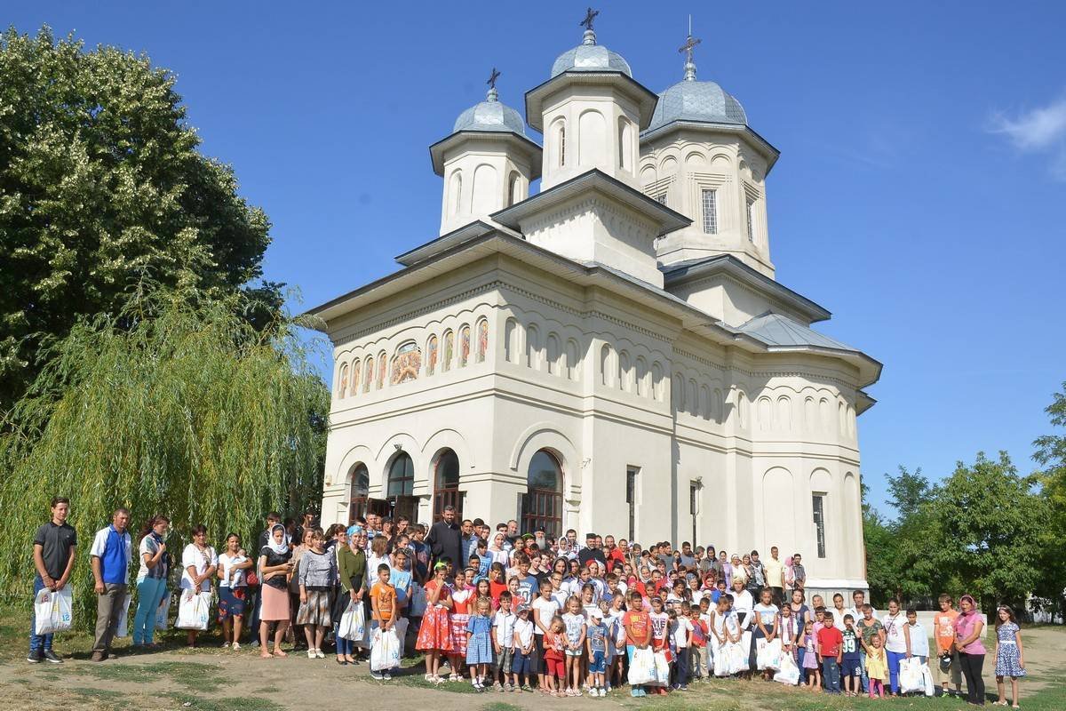Emoţie şi bucurie la Botoşani şi Negreşti 55142