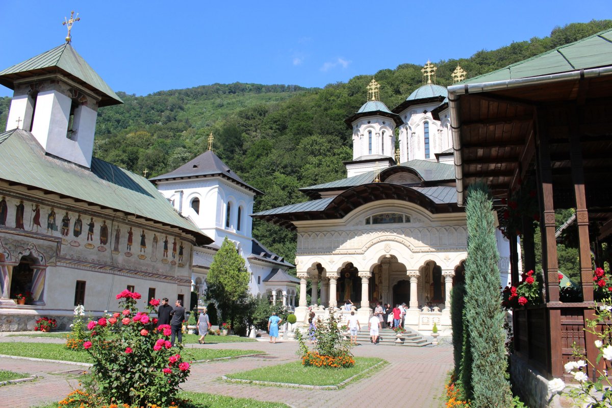 Pelerini clujeni la sfintele locaşuri din Defileul Dunării 55145