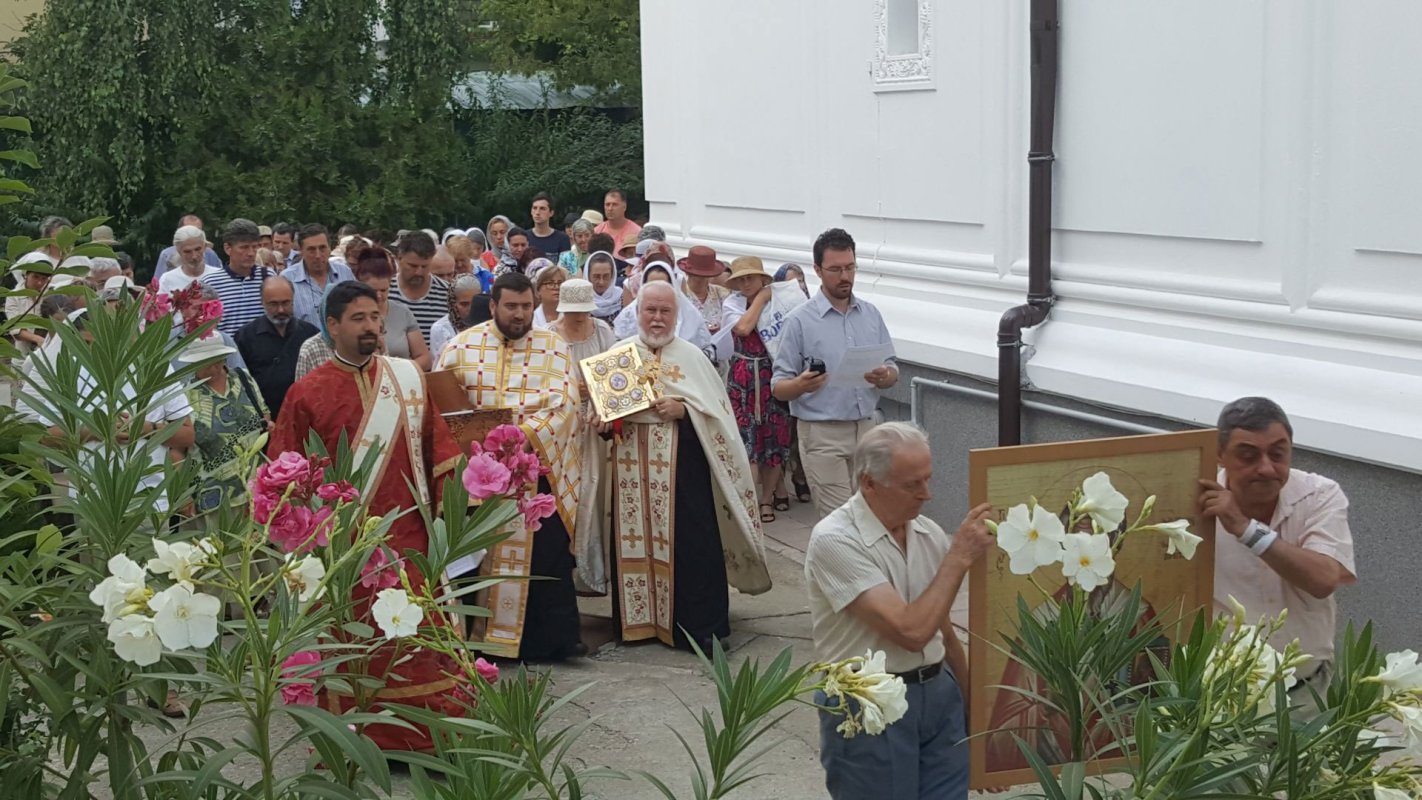 Sărbătoare la Parohia „Sfânta Maria”-Miron Patriarhul din Capitală 55202