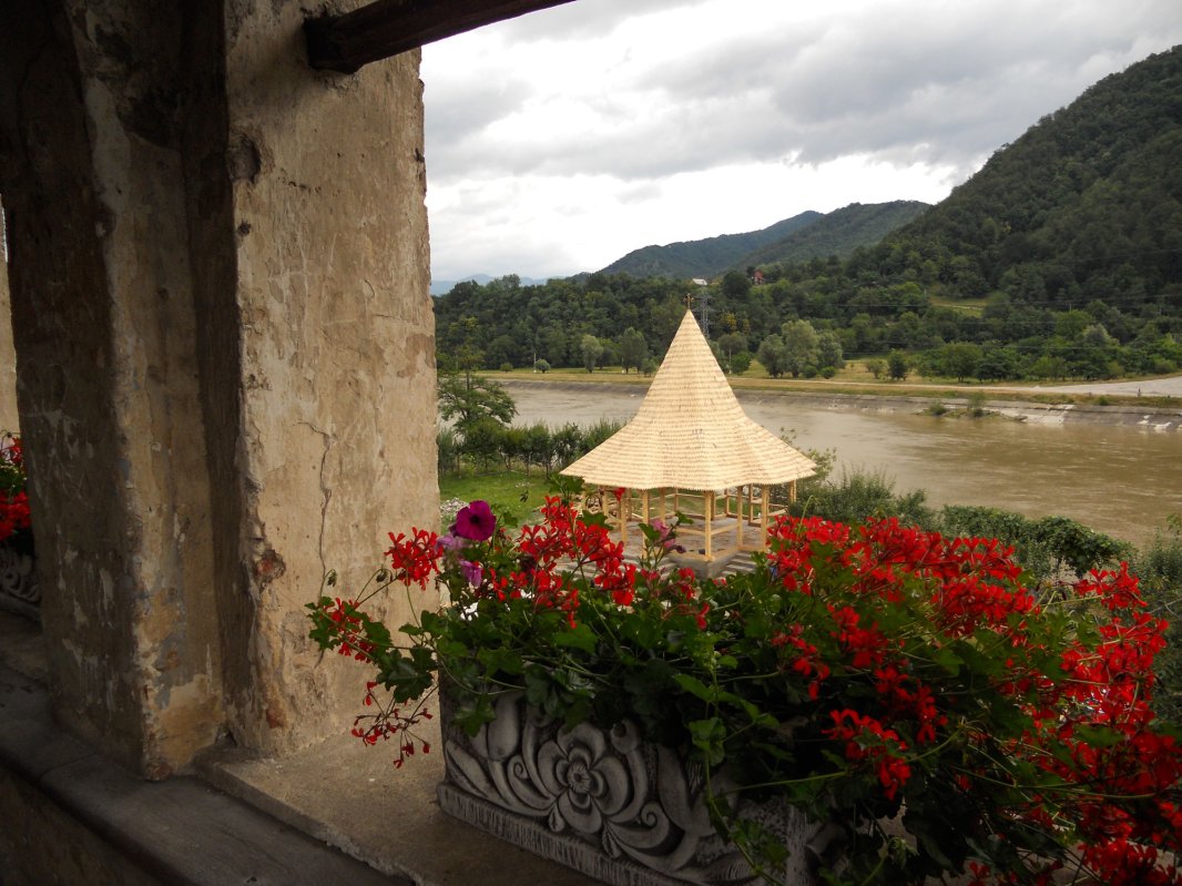 Mănăstirea Cornet, 350 de ani de jertfă 55106