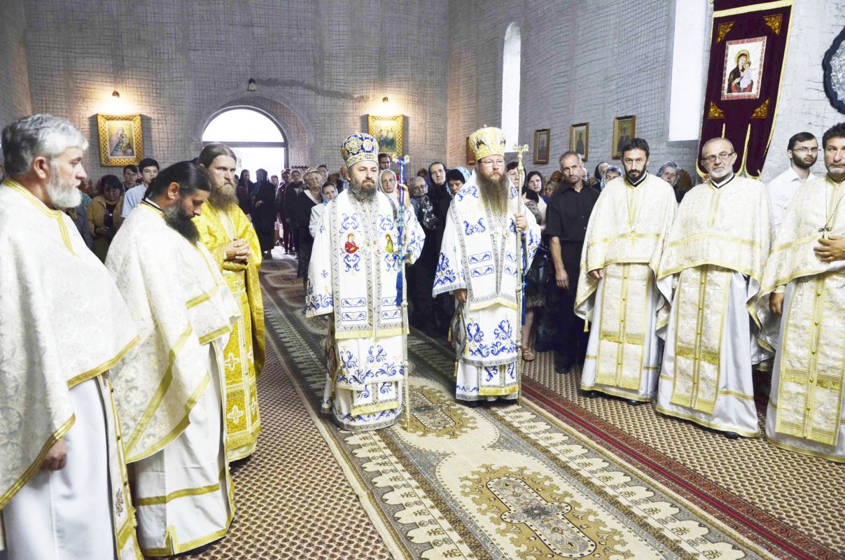 Hram la Schitul Băița, Hunedoara 54952