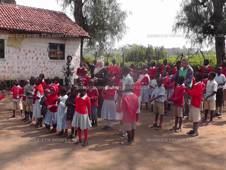 Medici voluntari ciprioţi ajută copiii din Kenia 54992