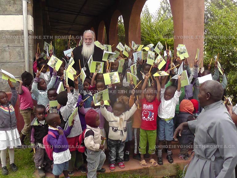 Medici voluntari ciprioţi ajută copiii din Kenia 54993