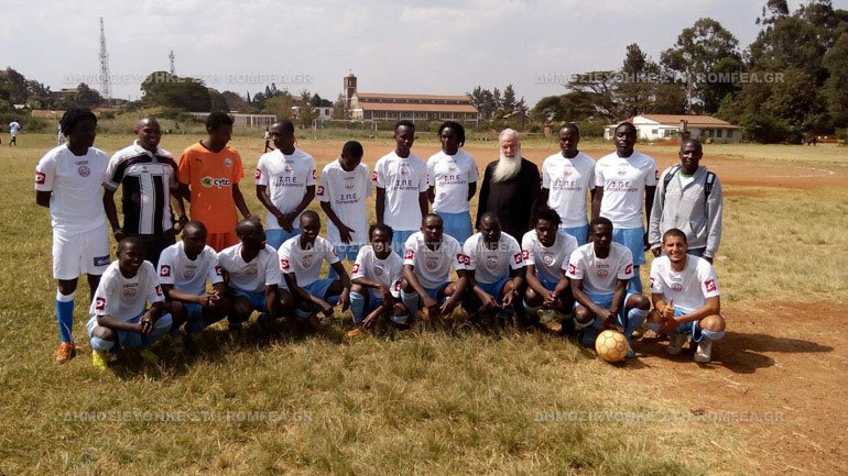 Medici voluntari ciprioţi ajută copiii din Kenia 54996