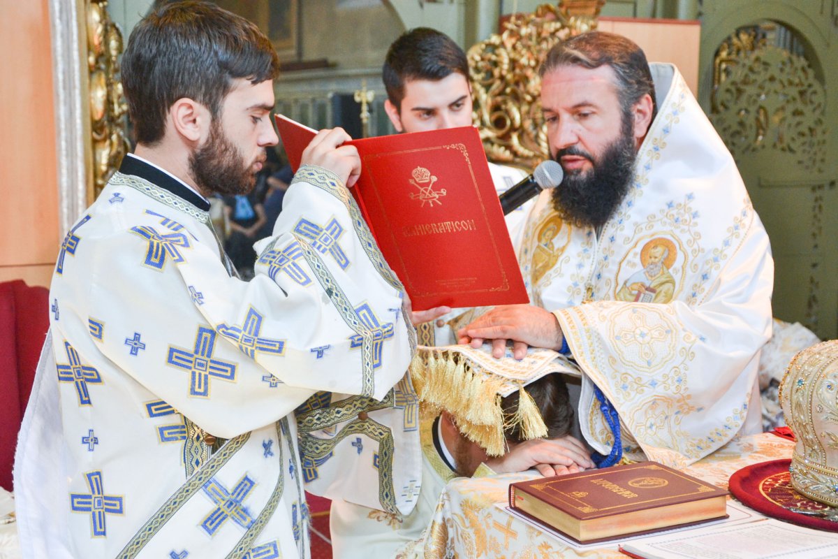 Sărbătorirea Adormirii Maicii Domnului în Banat 54795