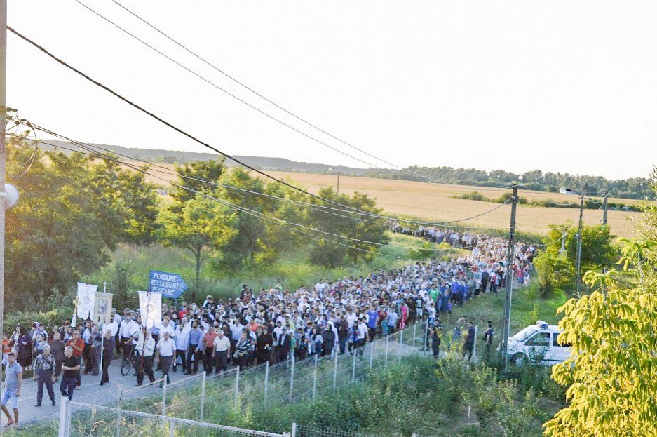 Sărbătorirea Adormirii Maicii Domnului în Banat 54797