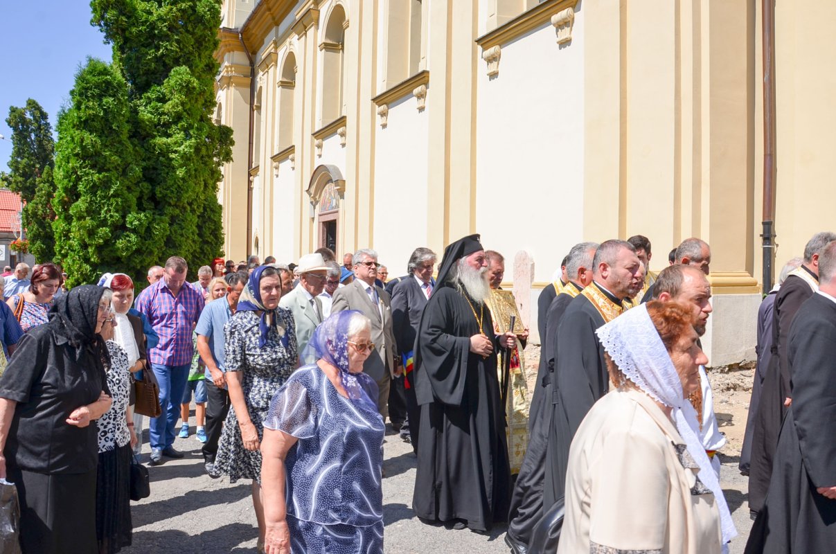 Sărbătorirea Adormirii Maicii Domnului în Banat 54799