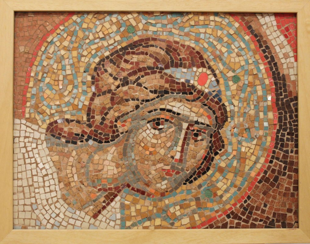 Tălmăciri plastice reunite în expoziţia „Coloanele cerului” 54640