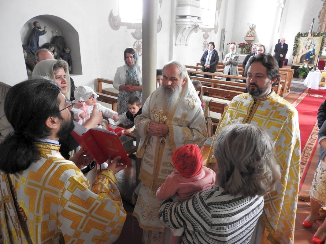 Pentru imigranții români, Biserica înseamnă reîntoarcerea acasă 54542