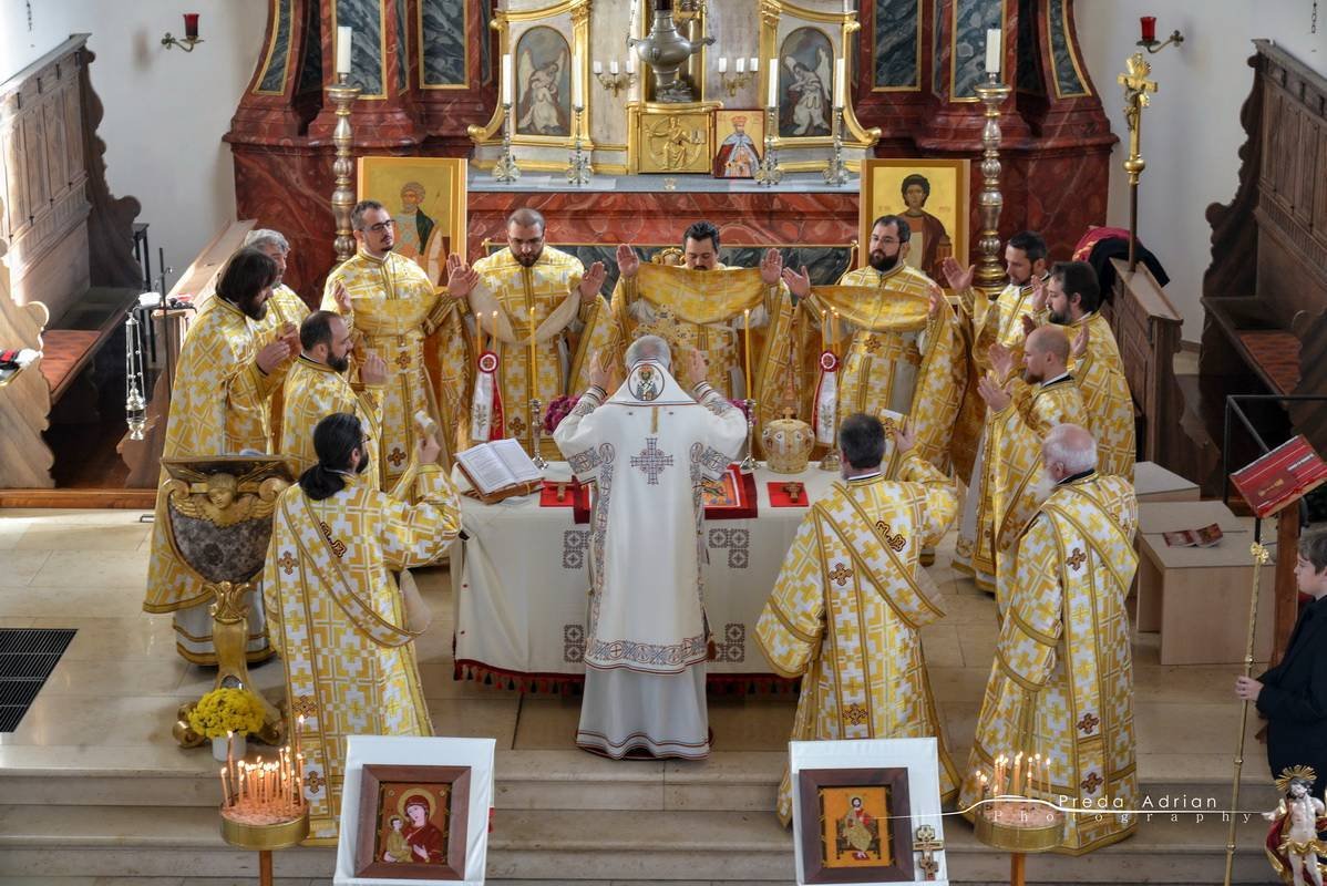 Pentru imigranții români, Biserica înseamnă reîntoarcerea acasă 54556