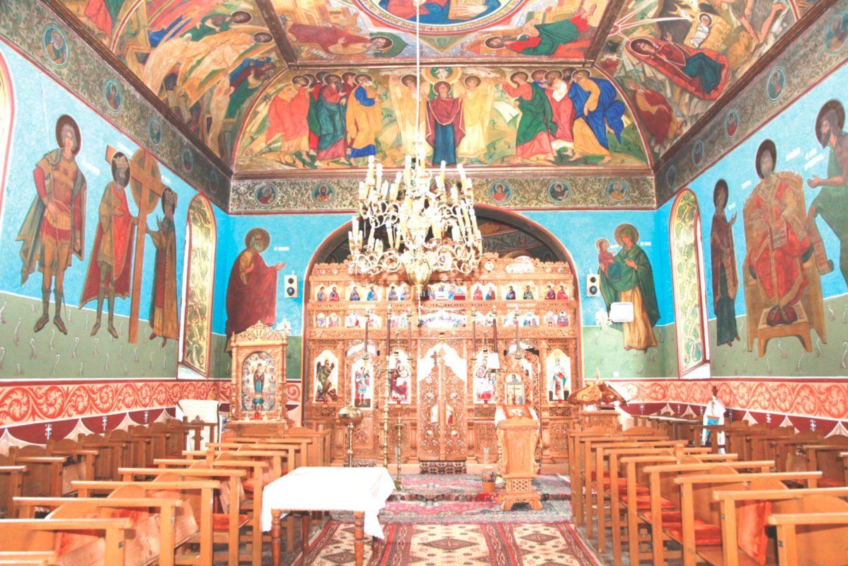 Ernea, satul credinței și al tradițiilor străbune 54501