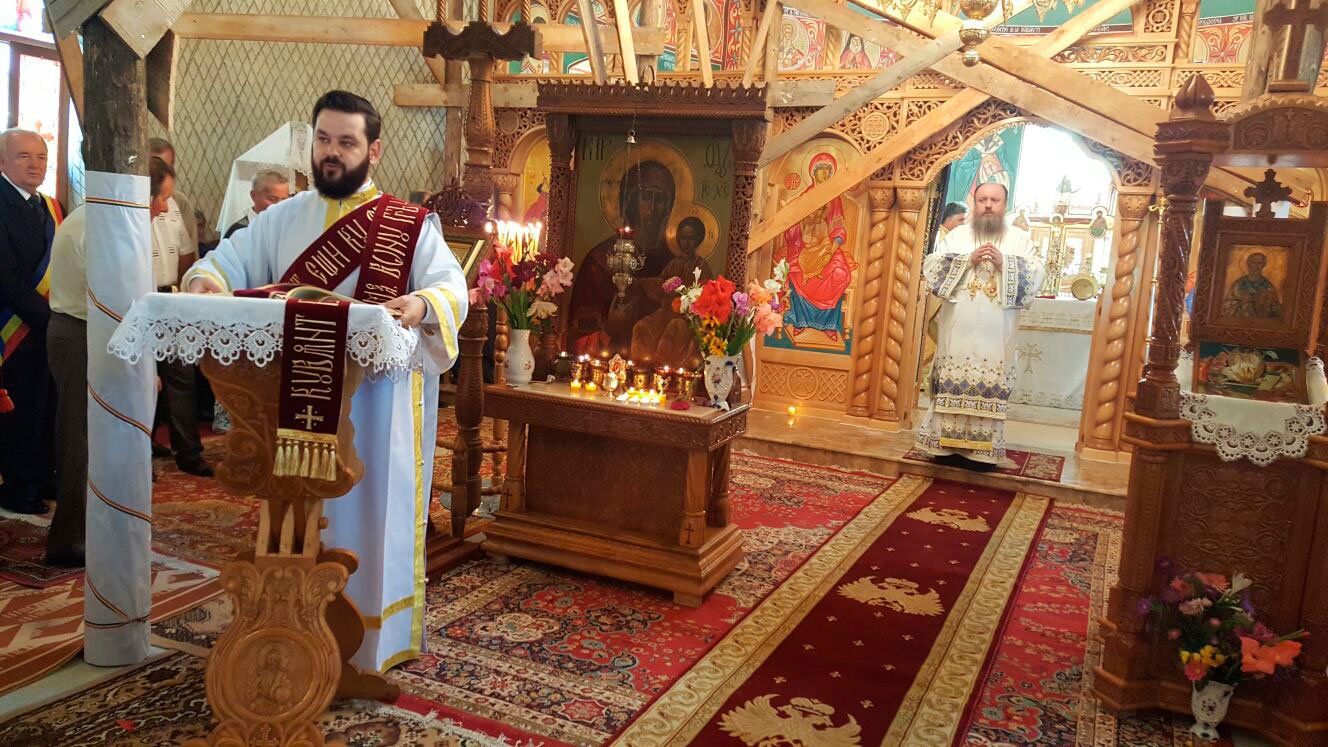 Slujire arhierească la Parohia Cerașu 54472