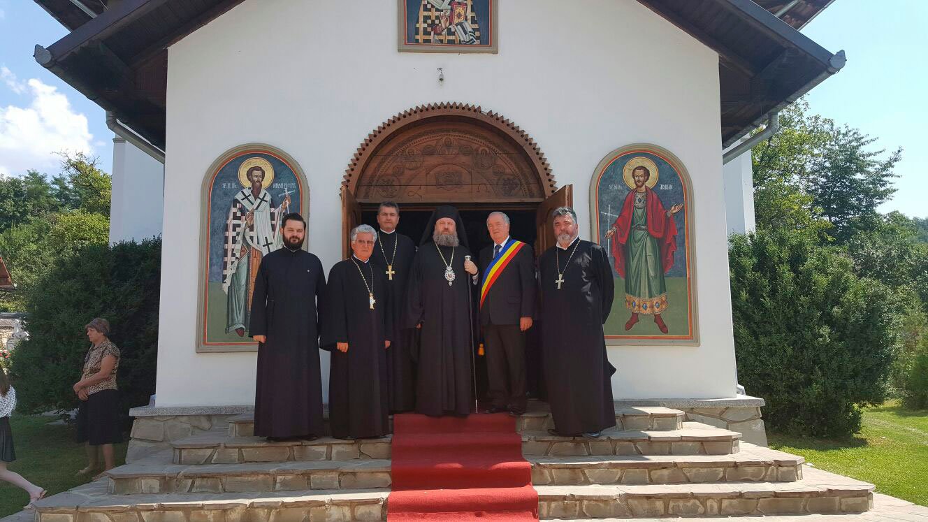 Slujire arhierească la Parohia Cerașu 54473