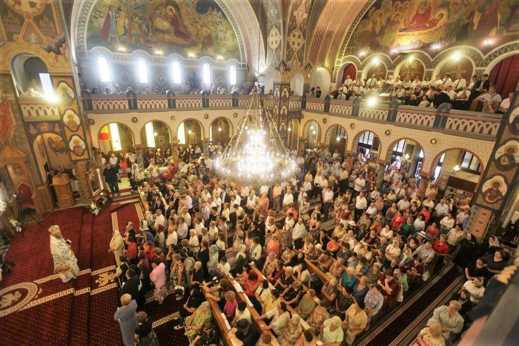 Slujiri arhierești în Duminica a noua după Rusalii 54432