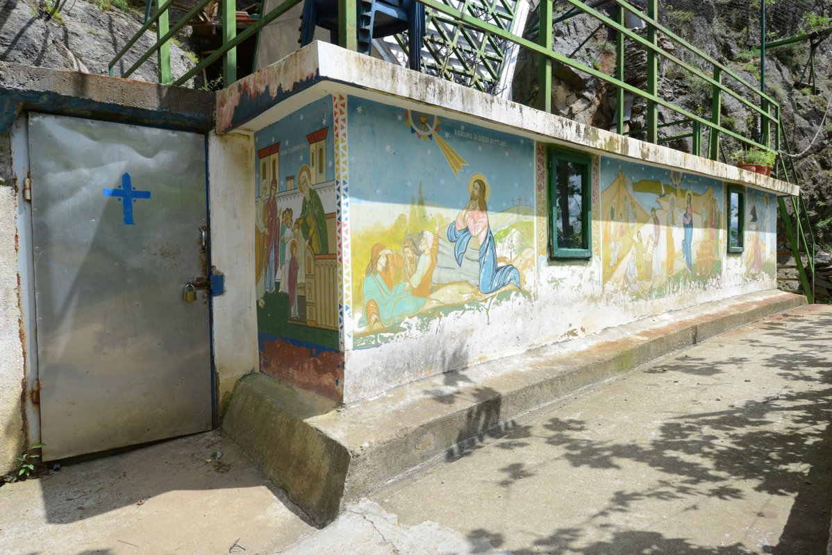 Sfinții care și-au petrecut viețile ca un continuu azi 54405