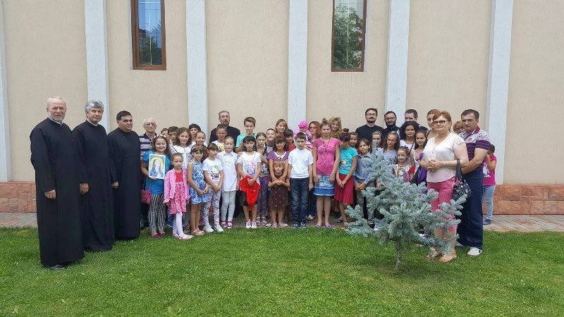Şcoală de vară în Parohia „Sfântul Ştefan cel Mare şi Sfânt“ din Roman 54314
