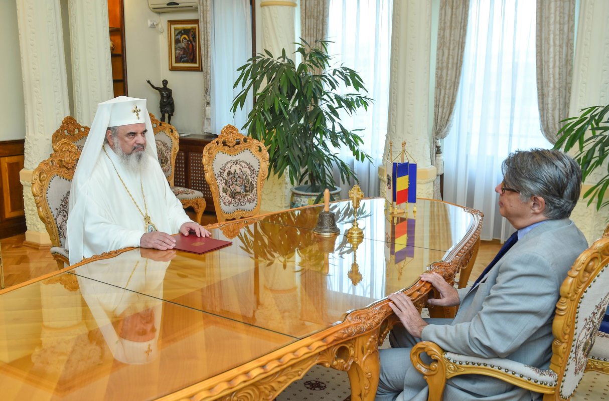 Vizită de rămas-bun a ambasadorului Greciei 54347