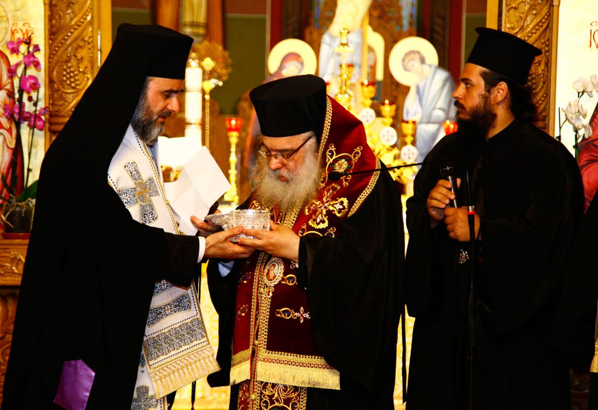 Moaștele Sfântului Nectarie, cinstite la Buzău 54283