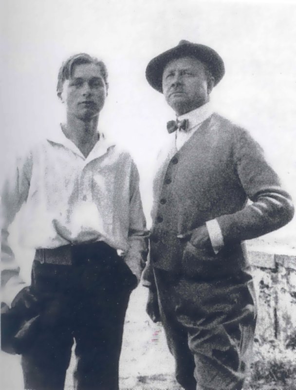 „Munca mea este o rugăciune puternică, exprimată prin culori” 54171