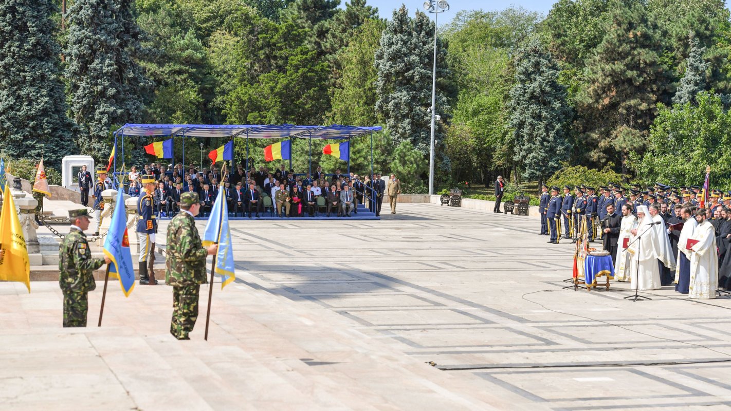 Ceremonie comemorativă în Parcul Carol I 54128
