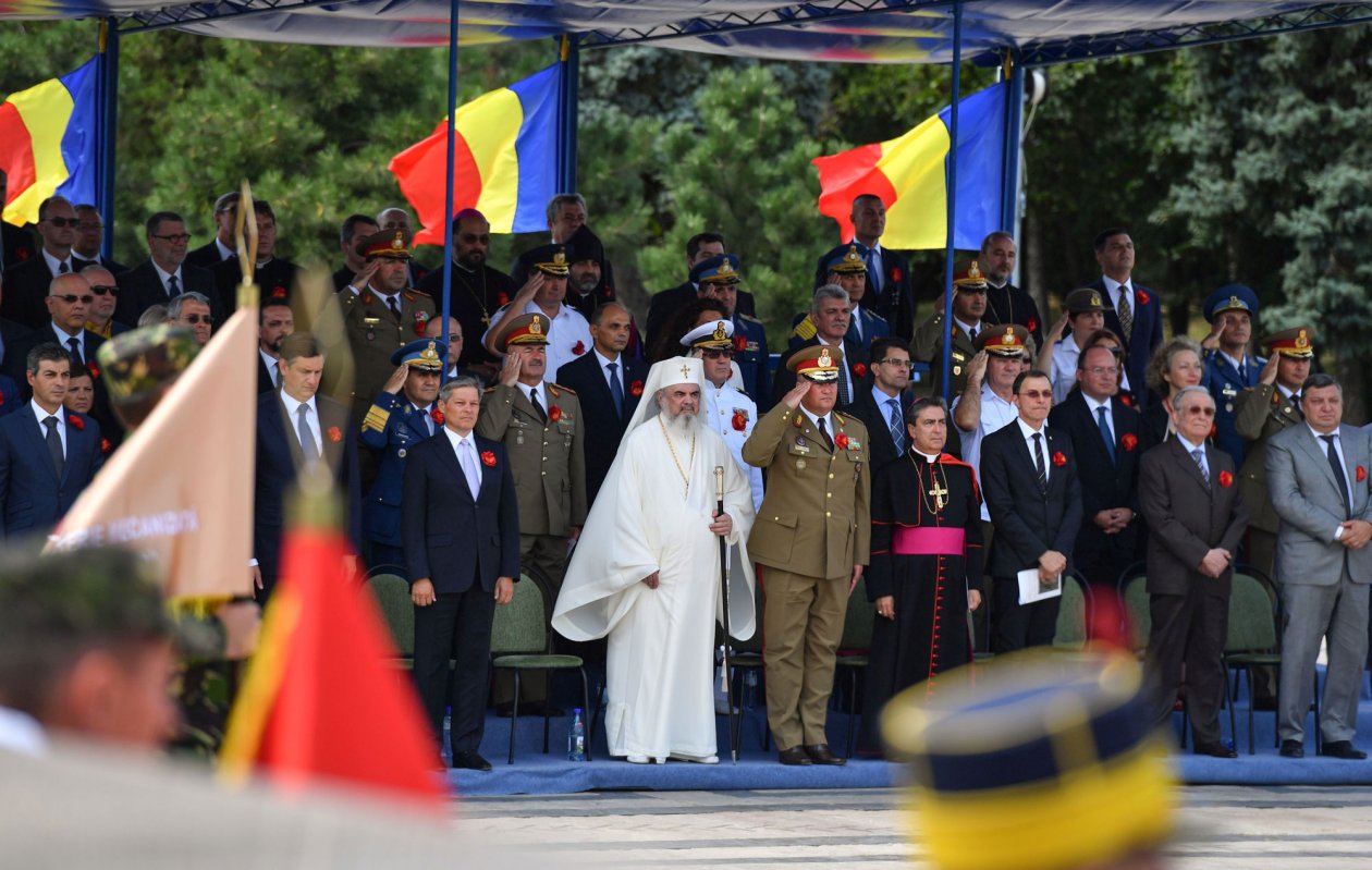 Ceremonie comemorativă în Parcul Carol I 54133