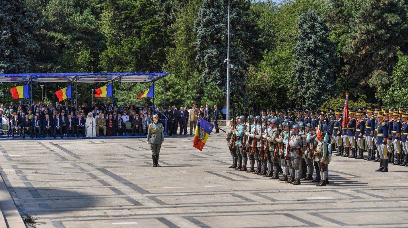 Ceremonie comemorativă în Parcul Carol I 54134
