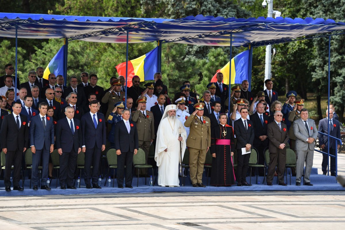 Ceremonie comemorativă în Parcul Carol I 54135