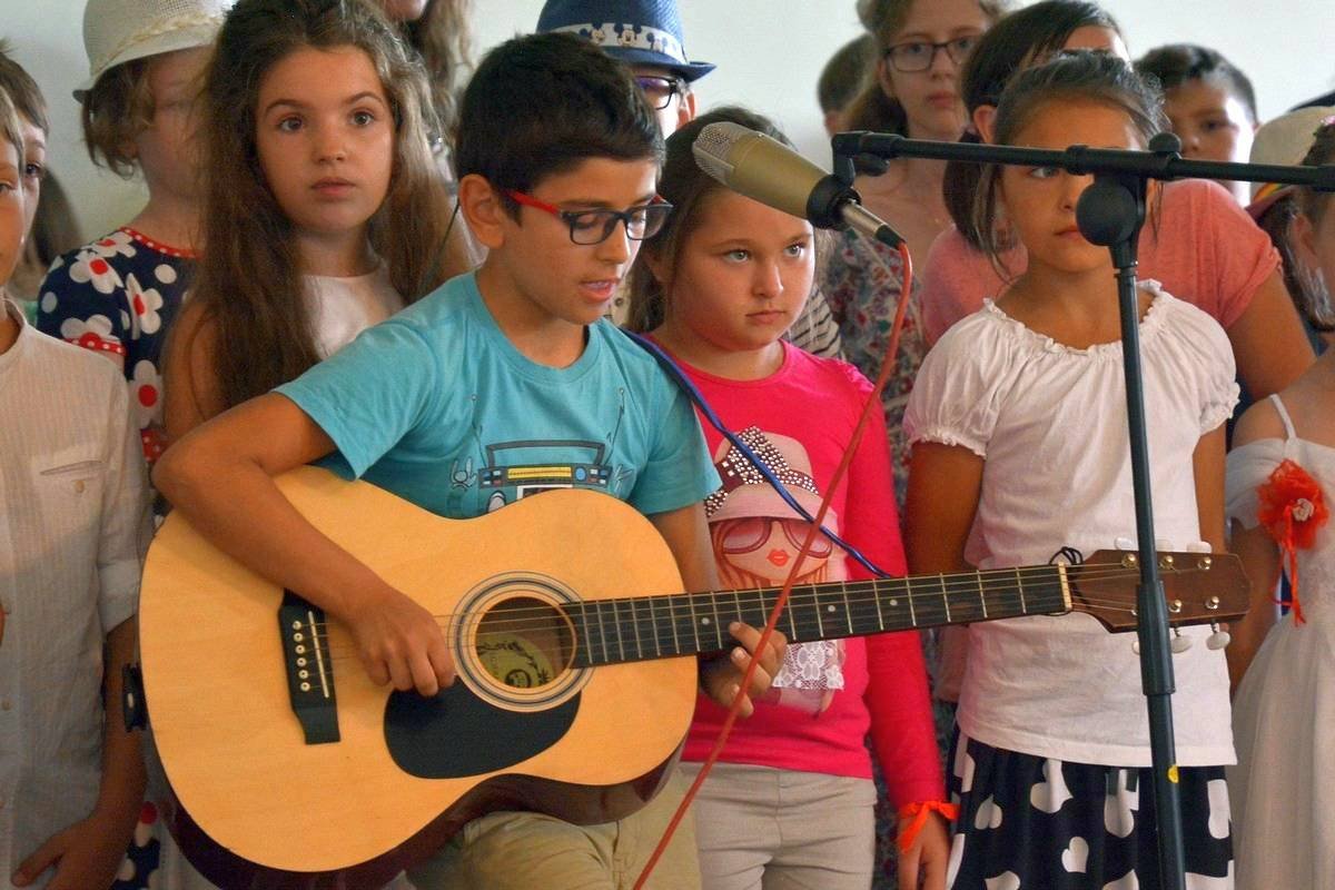 „În tabăra de la Săvineşti, am învăţat cât de frumoasă este prietenia“ 54084