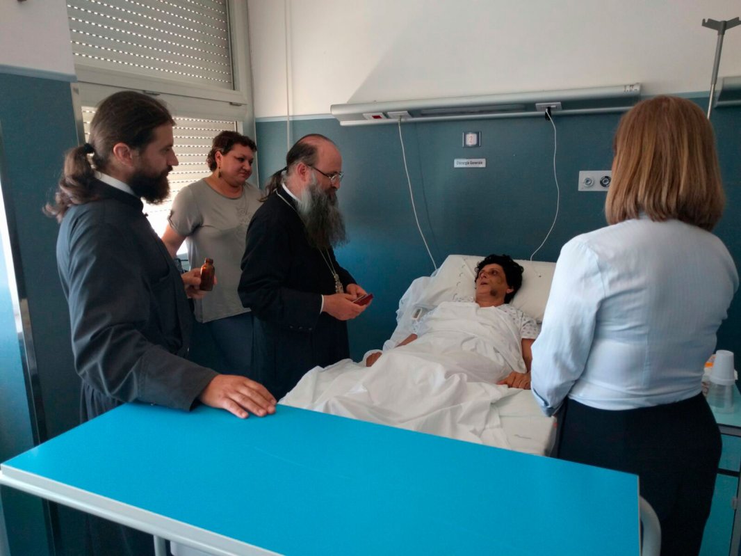 Mângâiere pentru victimele din Italia 54061