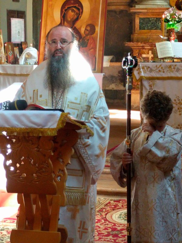 Mângâiere pentru victimele din Italia 54062