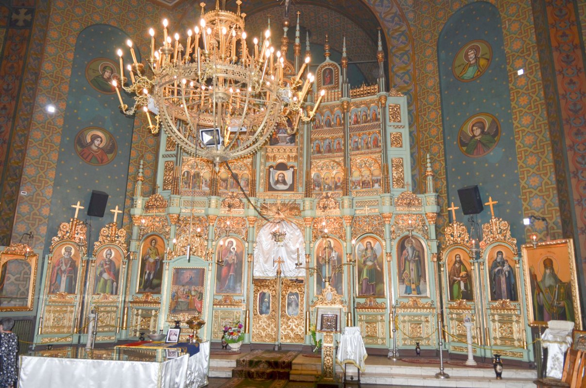 Orașul și Catedrala Sfântului Alexandru 54047