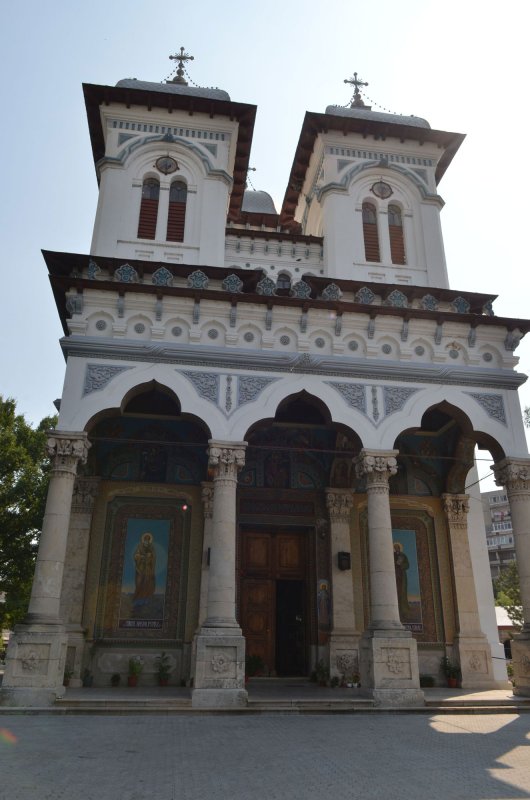 Orașul și Catedrala Sfântului Alexandru 54049